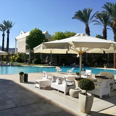 Esterin Royal Park Apartments Eilat Extérieur photo