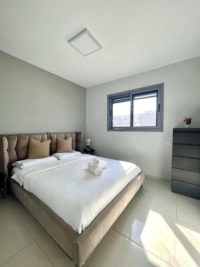 Esterin Royal Park Apartments Eilat Extérieur photo