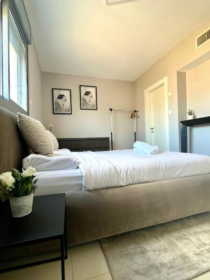 Esterin Royal Park Apartments Eilat Extérieur photo