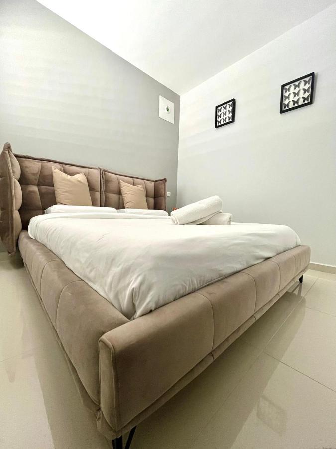 Esterin Royal Park Apartments Eilat Extérieur photo